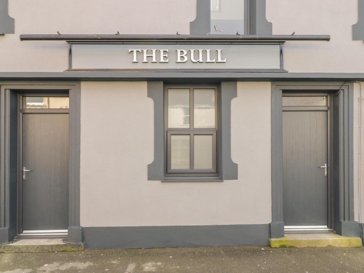 The Bull Inn Caernarfon Exterior photo